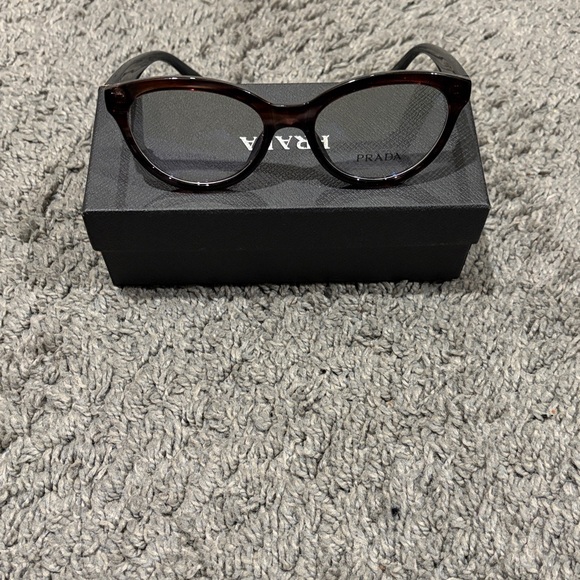 PRADA glasses with prescription frame only - Picture 9 of 9